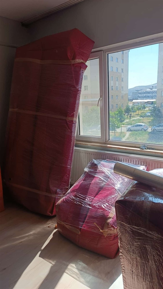 van evden eve, eşya paketleme